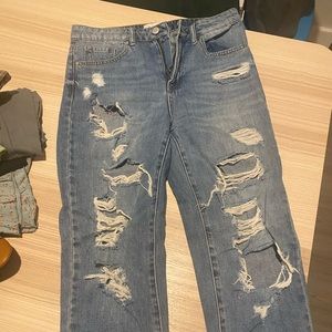 Boutique boyfriend ripped and cropped jeans size 3/25